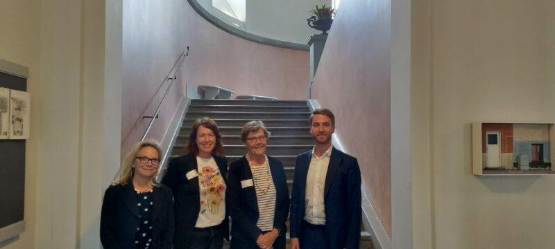 Charlotte Broberg 2a vice ordförande i Hälso- och sjukvårdsnämnden (M), Maria Öjmertz (HRF-distriktet), Agneta Österman Lindquist (HRF-distriktet) och Axel Conradi ledamot i primärvårdsnämnden (M).