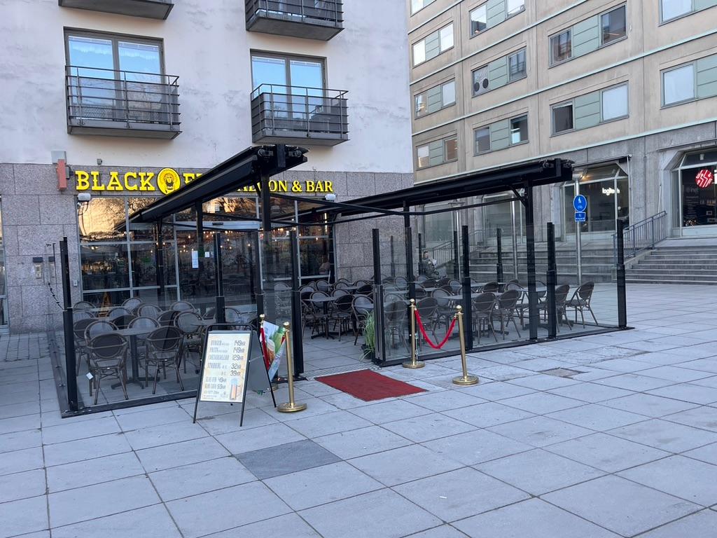 Foto: Nicke Wikman Bild på utsidan av Black Elk, Medborgarplatsen i Stockholm