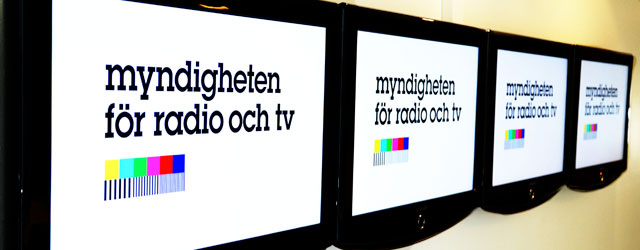 TV-monitorer med logotyp för Myndigheten för press, radio och tv