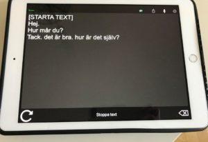 surfplatta med textat samtal