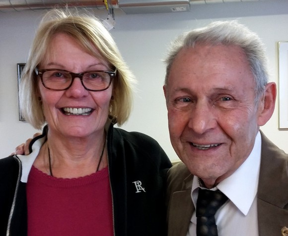 Nuvarande och förre kassören, Birgitta Törnlund och Jonas Barsch.